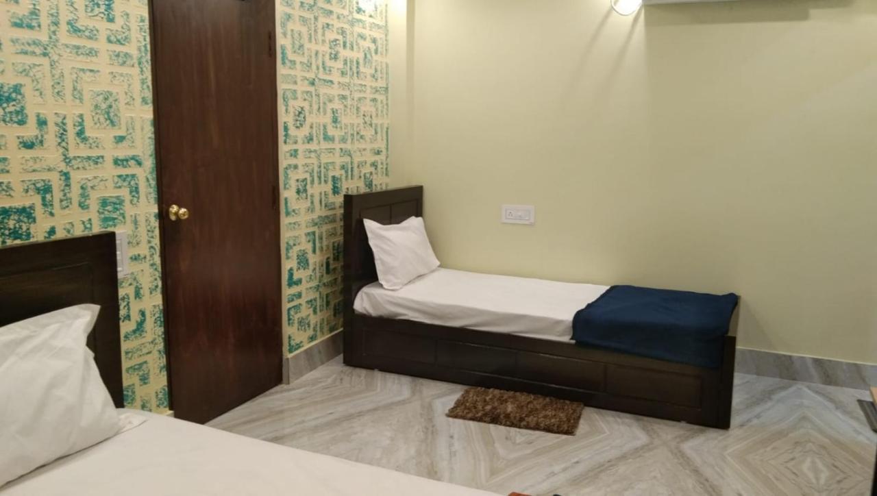 Dubby Indian Hotel Inn ! Puri Zewnętrze zdjęcie