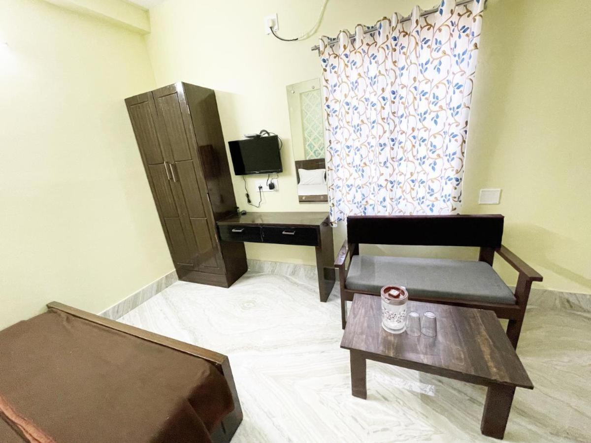 Dubby Indian Hotel Inn ! Puri Zewnętrze zdjęcie