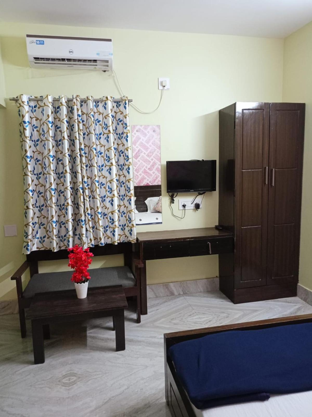 Dubby Indian Hotel Inn ! Puri Zewnętrze zdjęcie